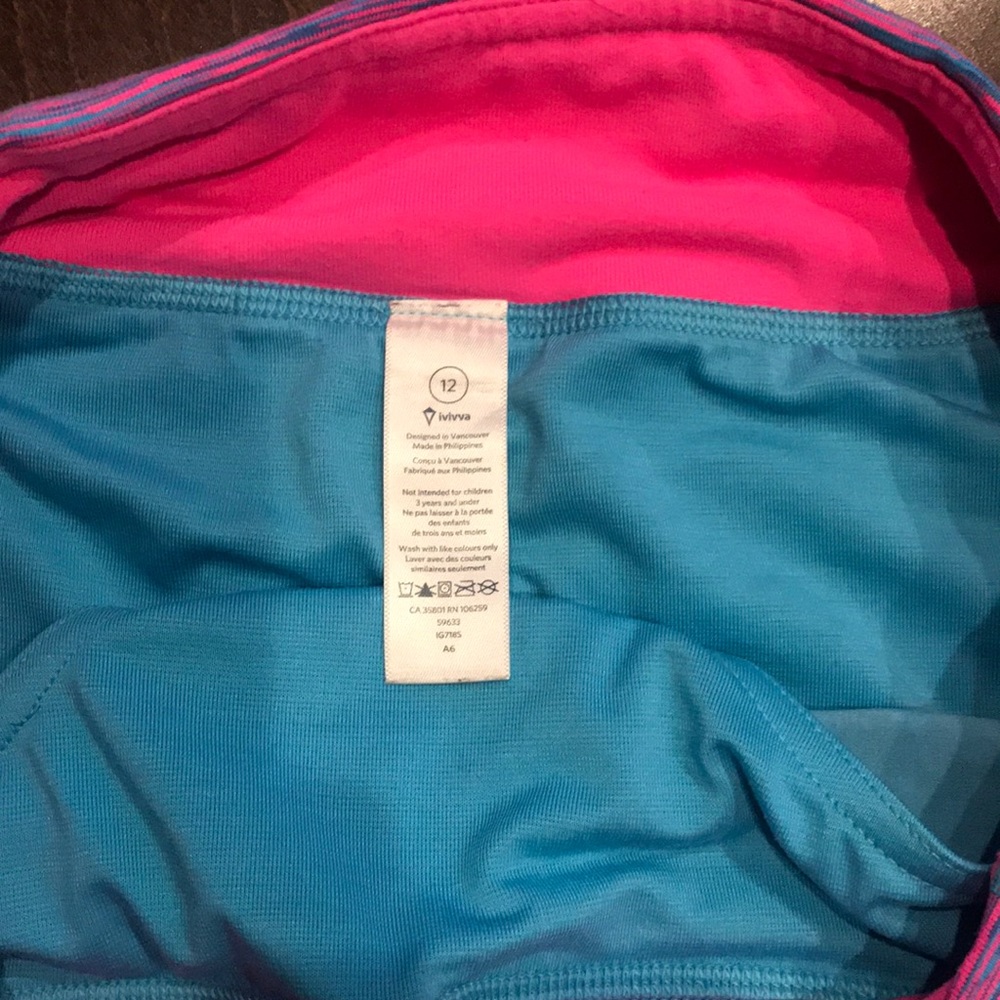 Ivivva Relay Racer Shorts - Picture 3 of 4
